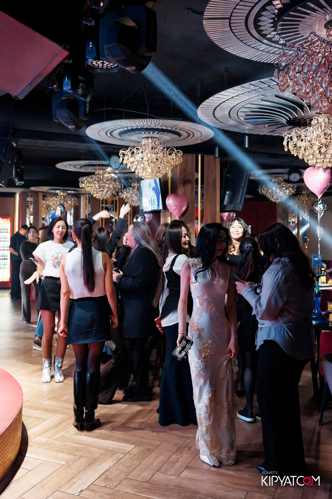 ЗАЯ, НА БИС. КИПЯТКОМ АЛМАТЫ! Фотосъемка мероприятий в Алматы