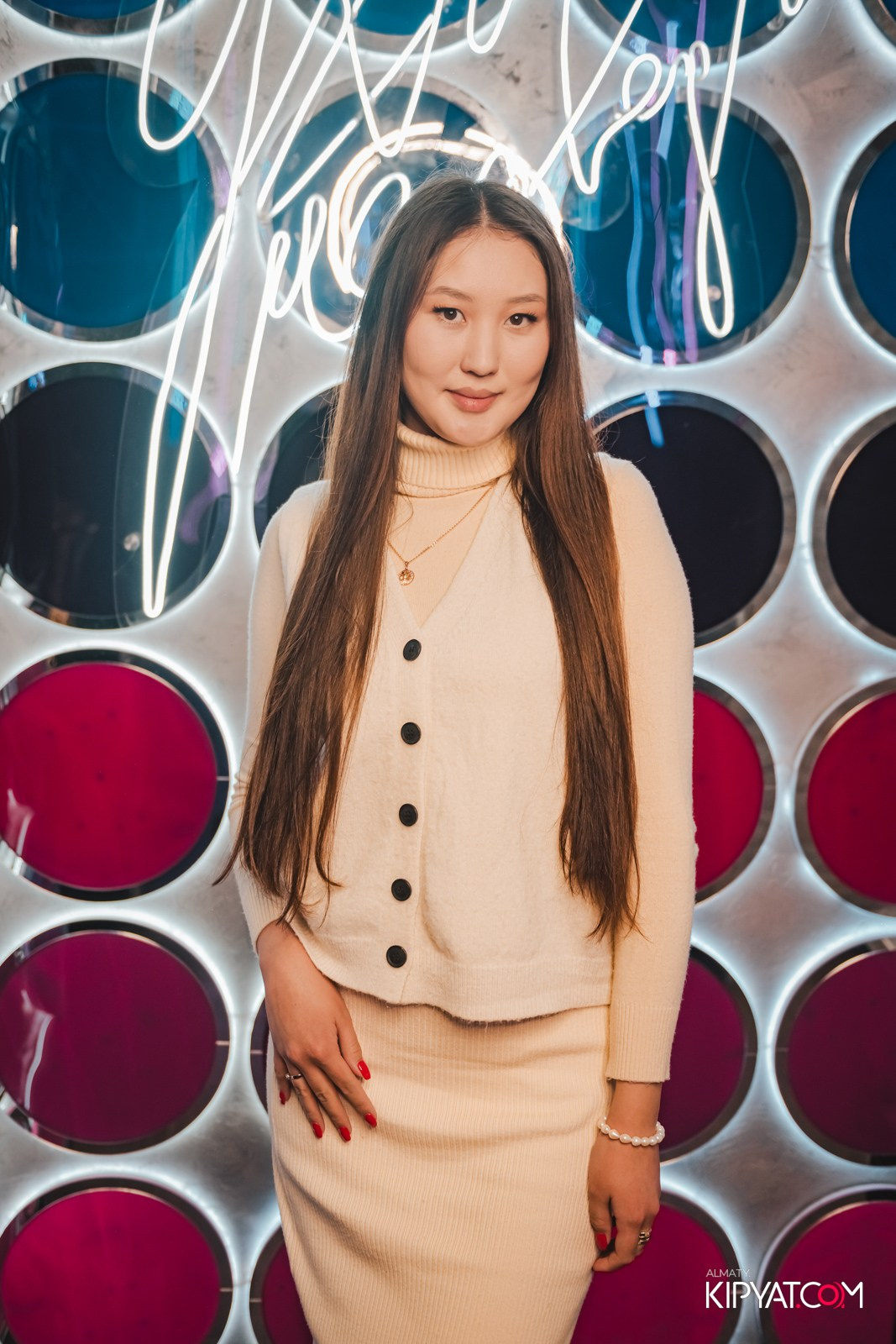 УХО И МЕДВЕДЬ НА ГАГАРИНА. КИПЯТКОМ АЛМАТЫ!