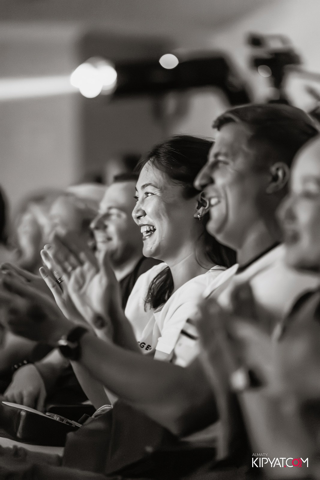 STAND UP КОНЦЕРТ АЛЕКСАНДА МЕРКУЛЬ. КИПЯТКОМ АЛМАТЫ!