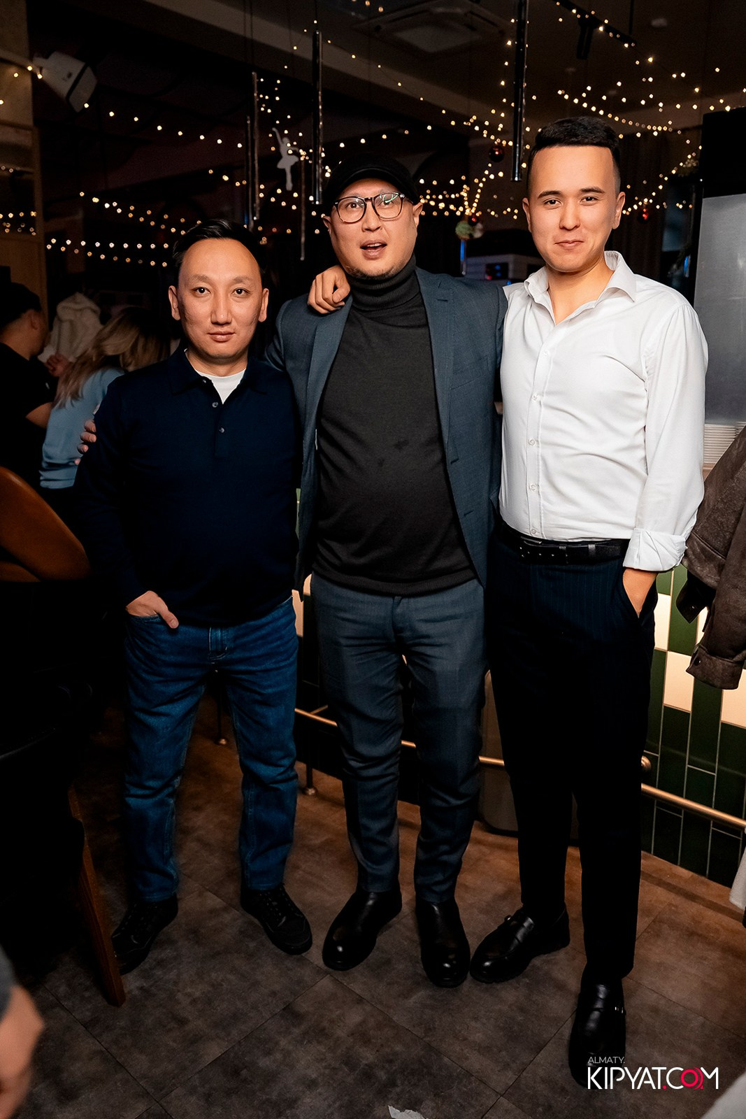 ПИНТА НА ТУЛЕБАЕВА. КИПЯТКОМ АЛМАТЫ! Фотосъемка мероприятий в Алматы