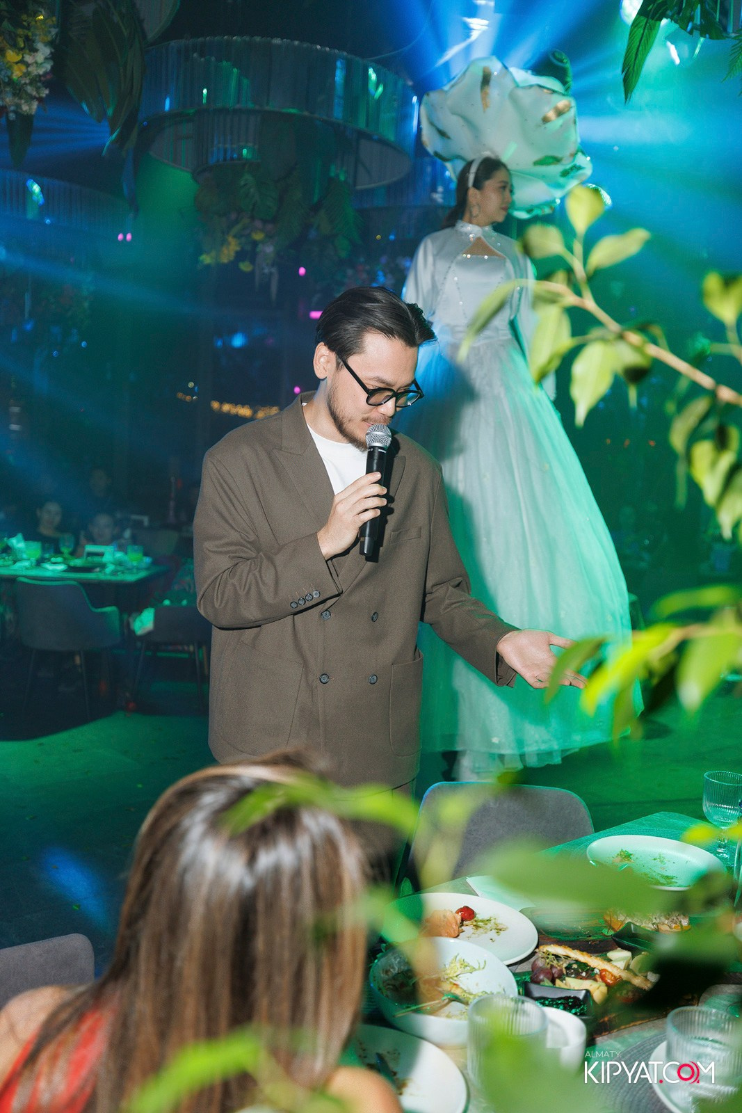 FRIENDS BAR & TERRACE. КИПЯТКОМ АЛМАТЫ! Фотосъемка мероприятий в Алматы