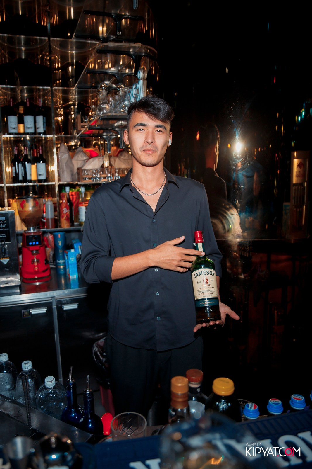 MOOD KARAOKE & TERRACE. КИПЯТКОМ АЛМАТЫ!