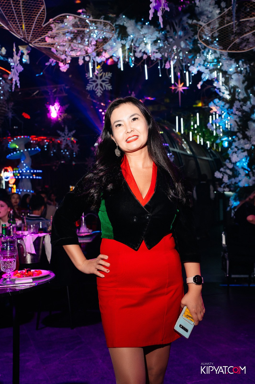 FRIENDS BAR & TERRACE. КИПЯТКОМ АЛМАТЫ!