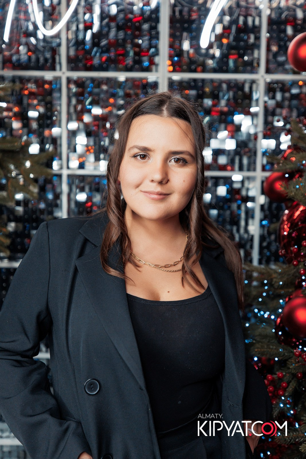 FRIENDS BAR & TERRACE. КИПЯТКОМ АЛМАТЫ!