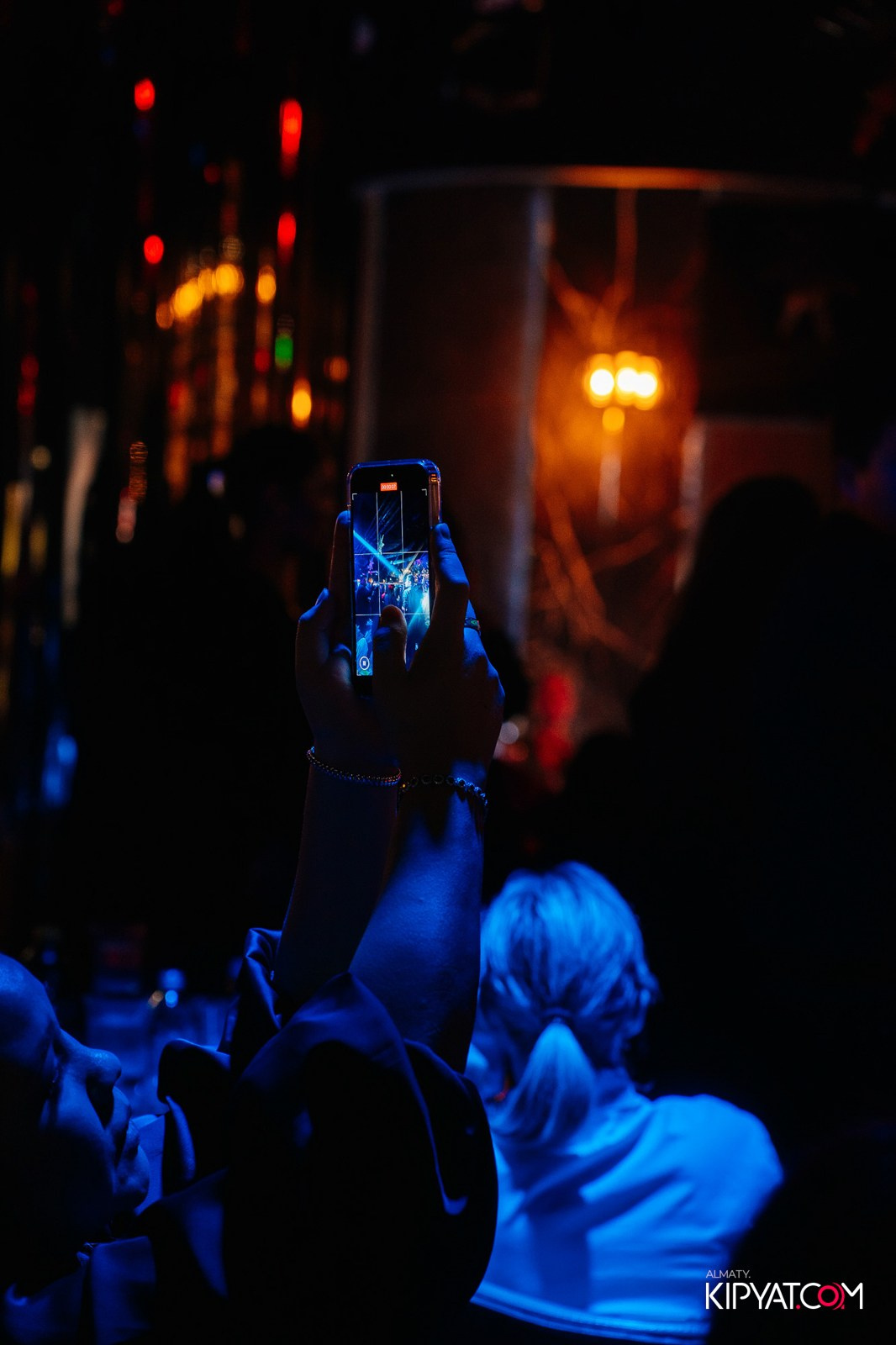 MOOD KARAOKE & TERRACE. КИПЯТКОМ АЛМАТЫ!