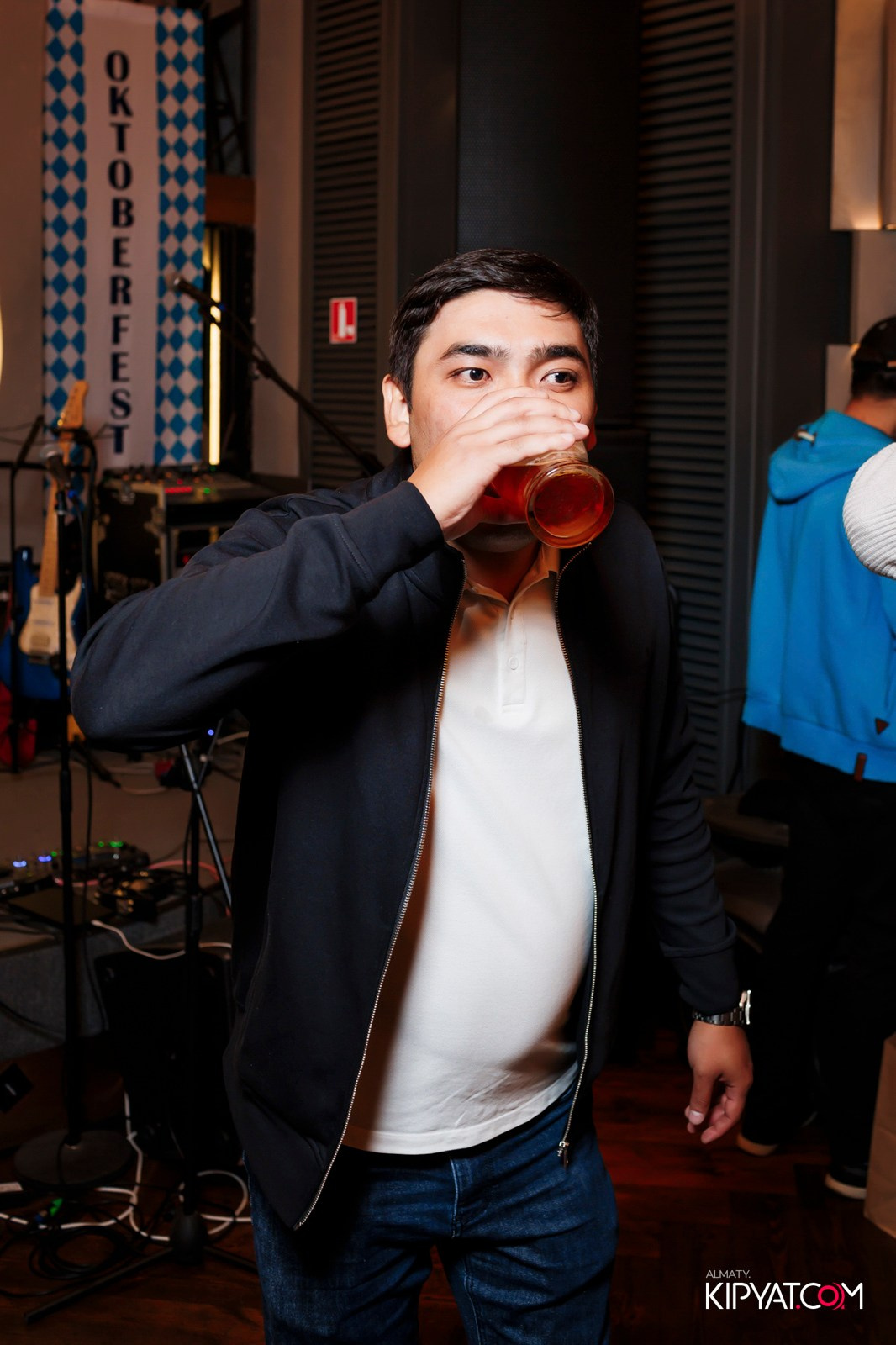 OKTOBERFEST-ПИНТА PREMIUM. КИПЯТКОМ АЛМАТЫ!