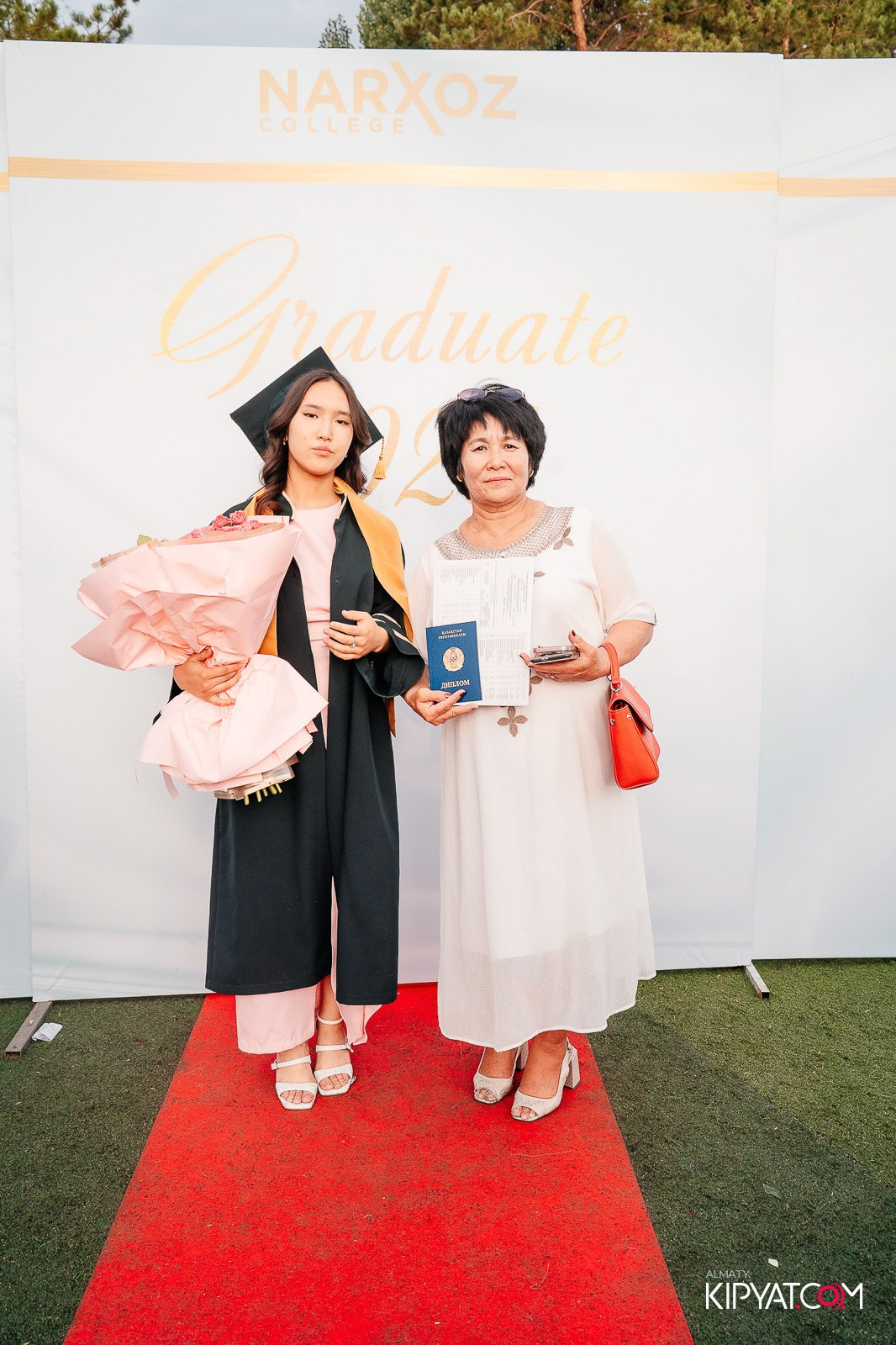 ВРУЧЕНИЕ ДИПЛОМОВ — НАРХОЗ КОЛЛЕДЖ. Part 2. КИПЯТКОМ АЛМАТЫ!