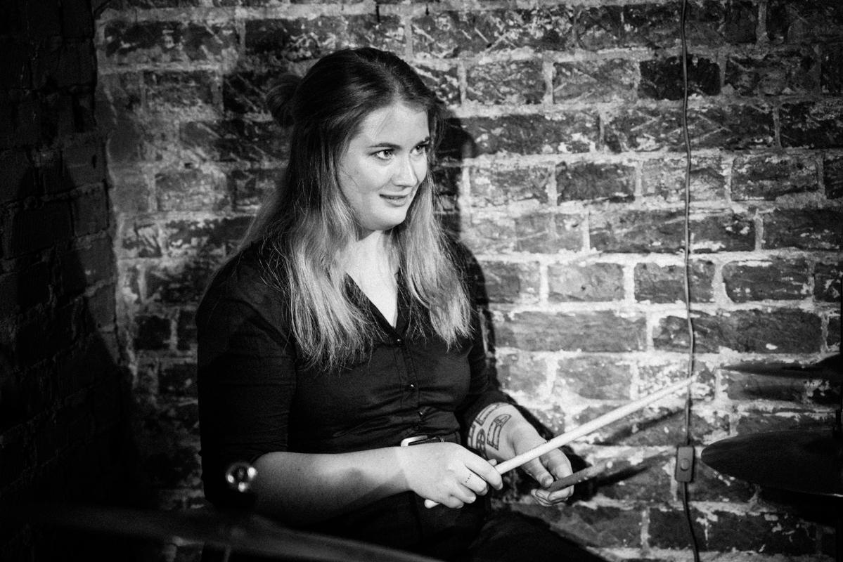 Комната 60. Квартирник у Саакяна. Семейный и свадебный фотограф Катя Антонова Москва Сочи