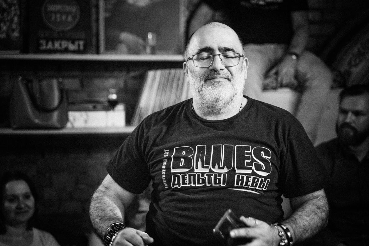 Комната 60. Квартирник у Саакяна. Семейный и свадебный фотограф Катя Антонова Москва Сочи