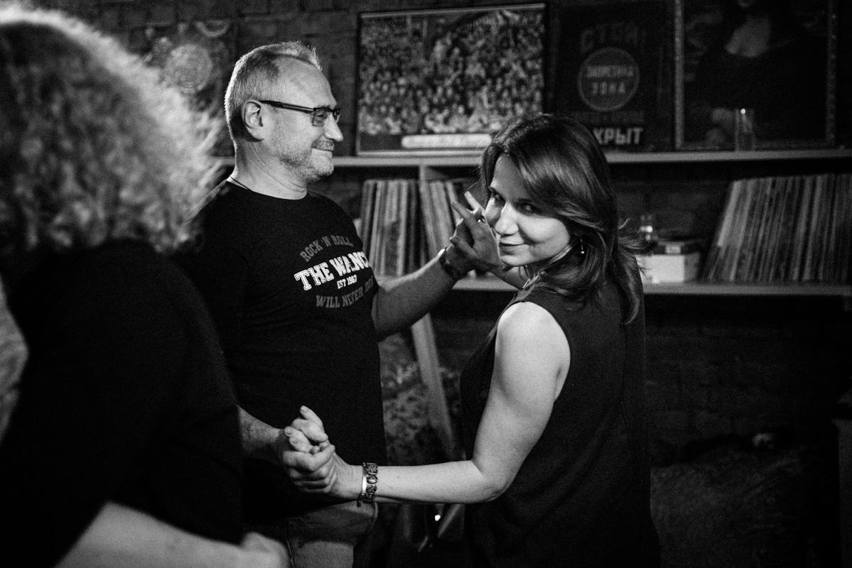 Комната 60. Квартирник у Саакяна. Семейный и свадебный фотограф Катя Антонова Москва Сочи