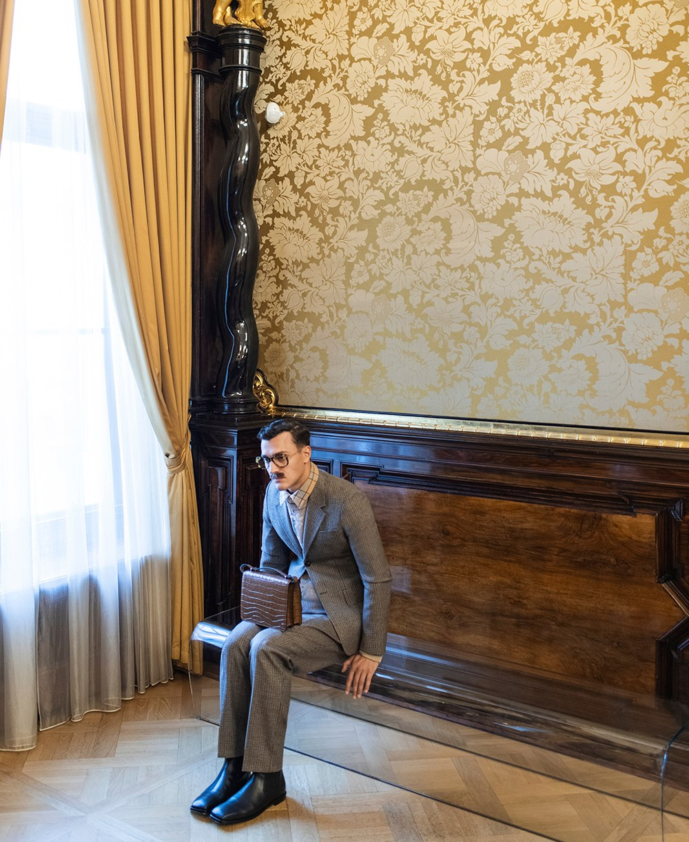 T S V E T N O Y. H O M E