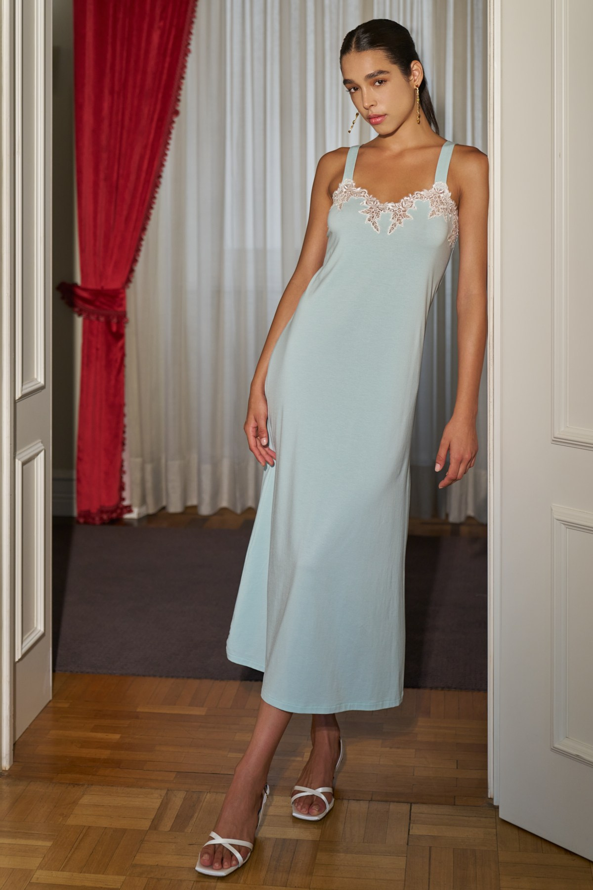 Flora ss25. Fashion Photographer in Milan