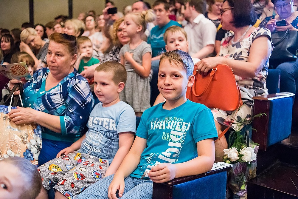 Благотворительный показ ТЮЗ. Детский и семейный фотограф, фотограф мероприятий Нижний Новгород