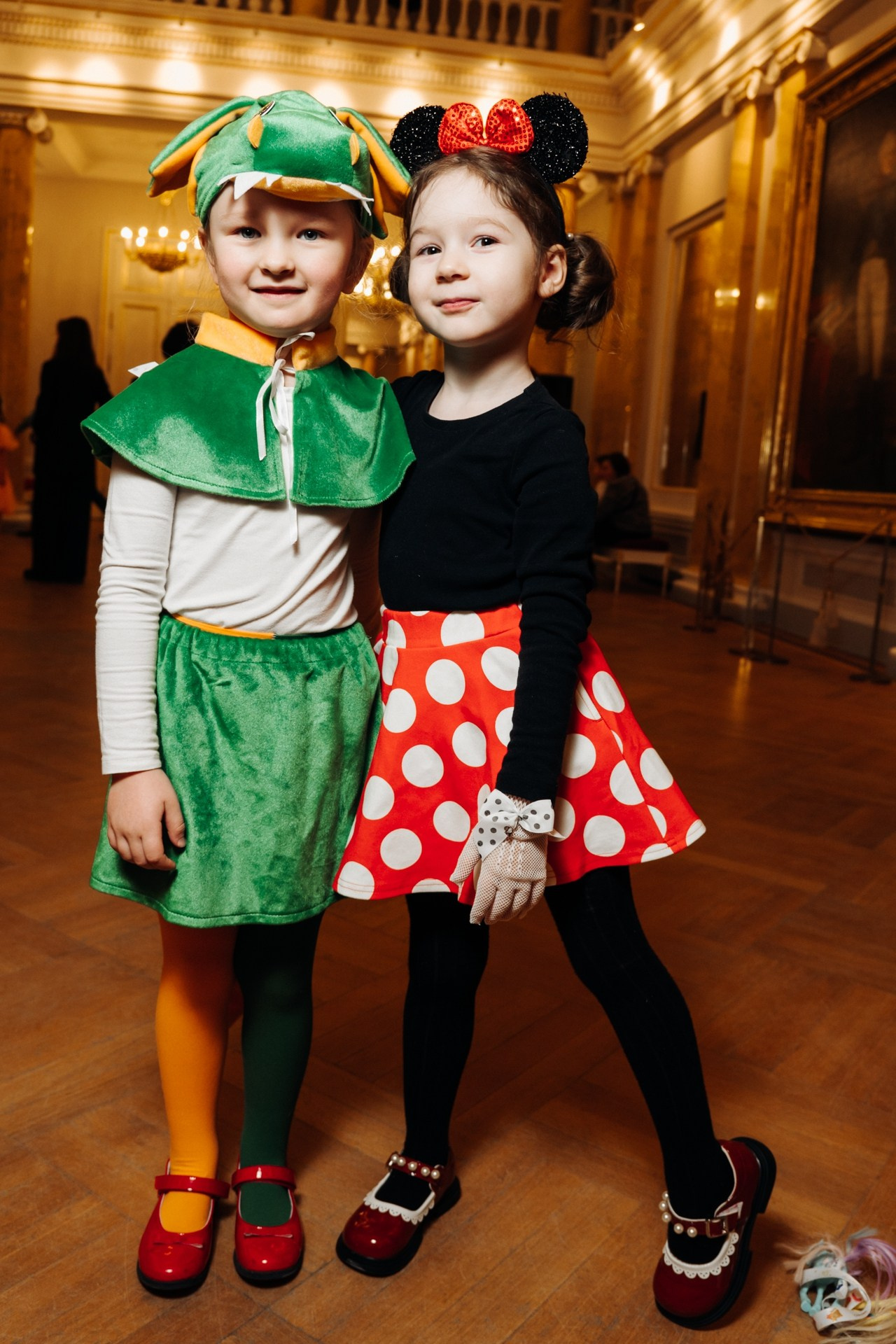 Дети | Новогодняя елка. Репортажный фотограф Санкт-Петербург