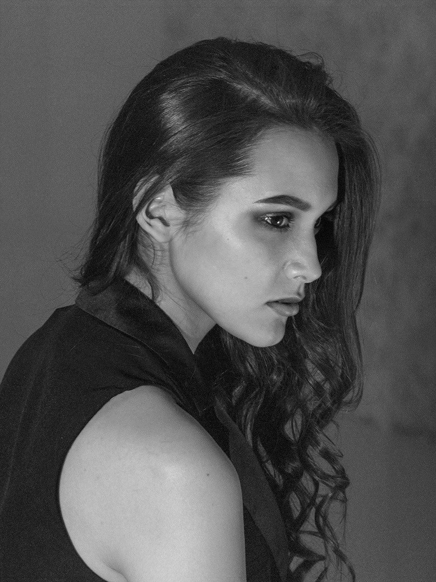 Портретная фотосессия. Предметный, фуд и портретный фотограф в Перми