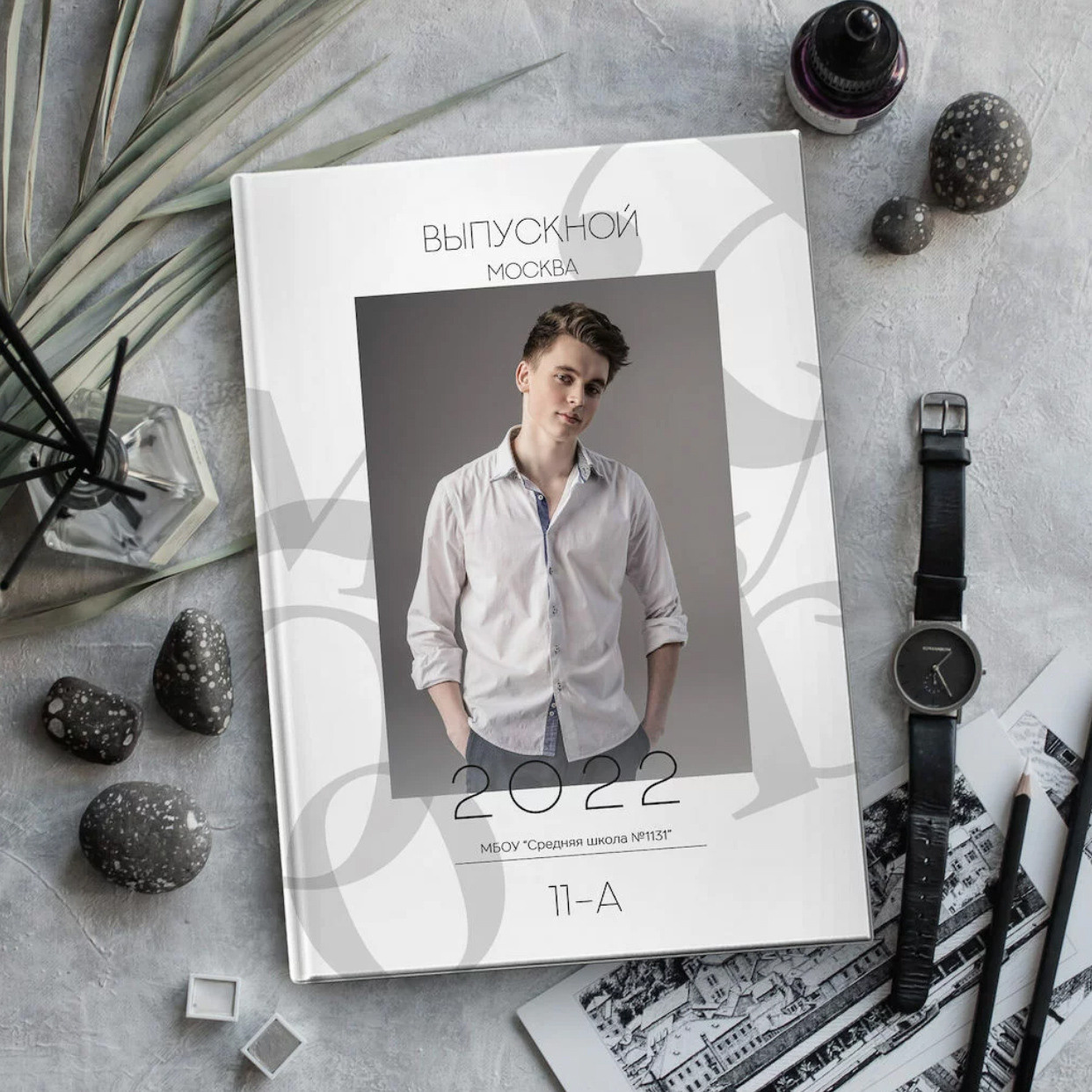 Дизайн альбома Чёрный / Белый. Выпускной школьный альбом в Москве / Школьный фотограф Юлия Михайленко