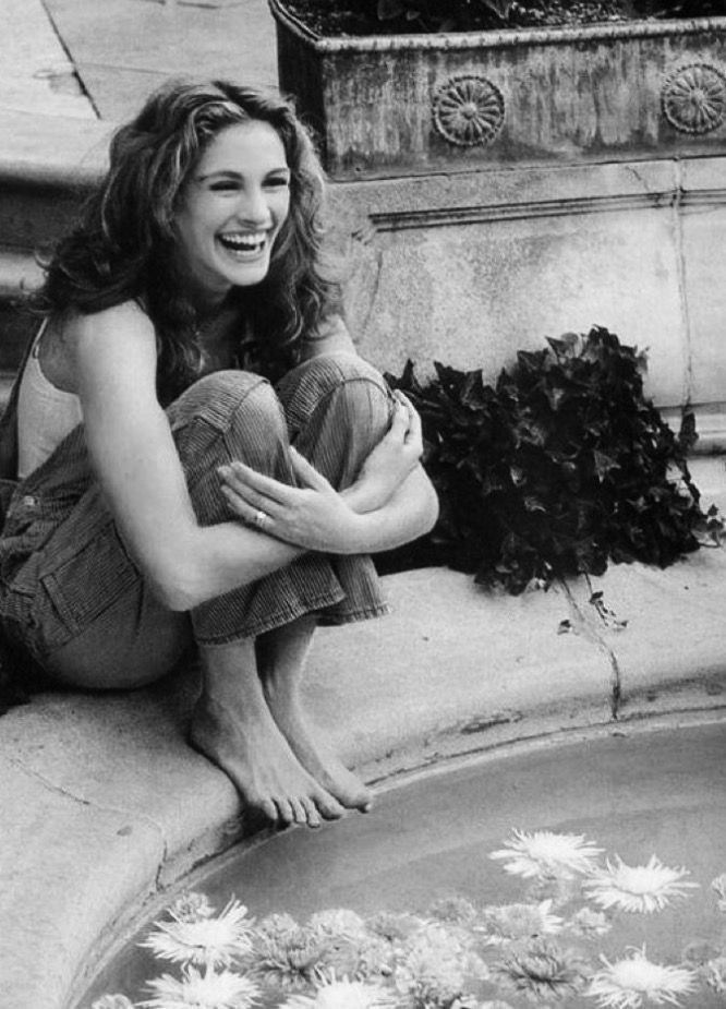 Разбор фотосессии Джулии Робертс где она смеётся