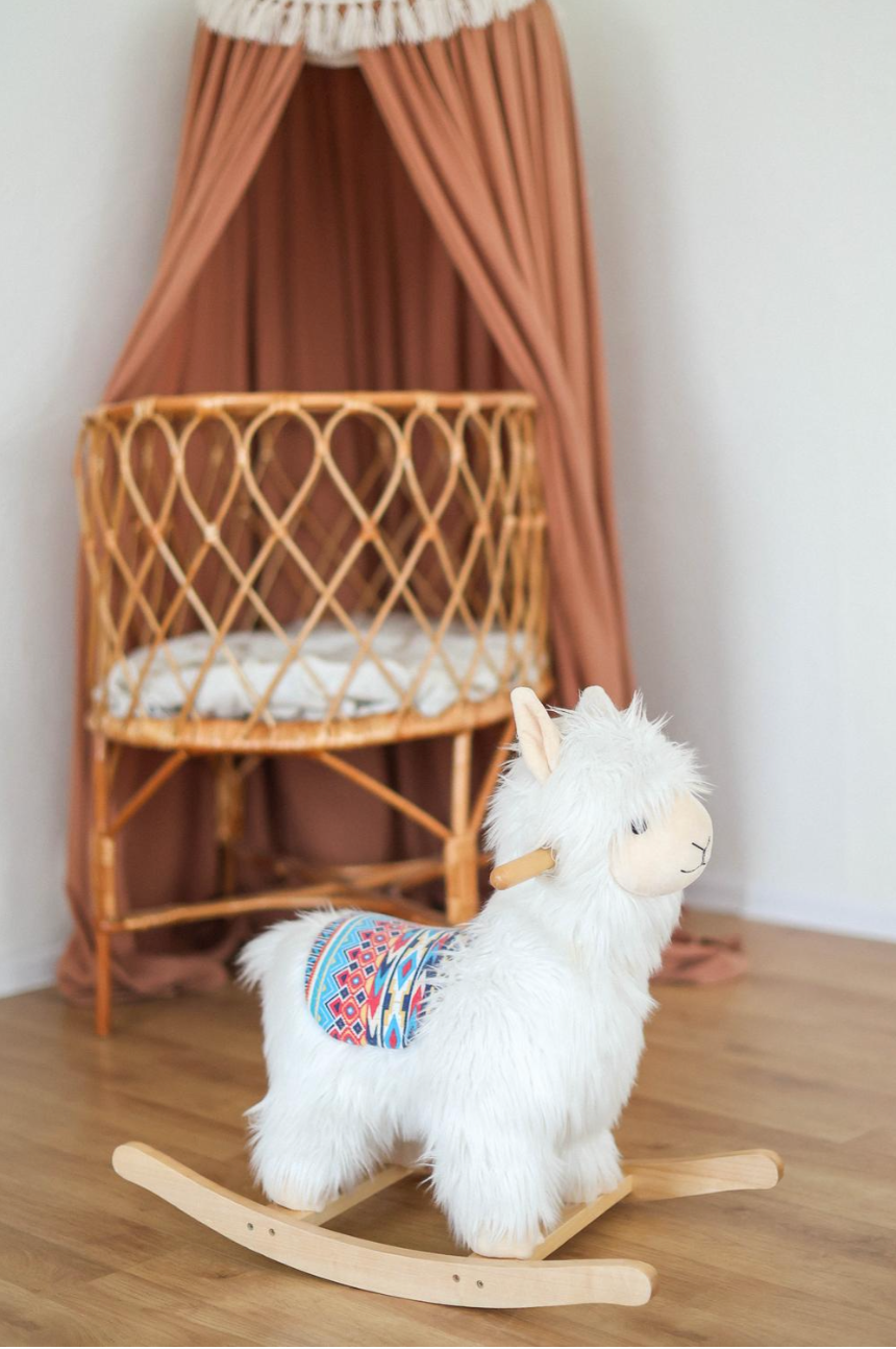 В будни 1 час 2800 руб/час, от двух часов 2600 руб/час; в выходные 1 час 3000 руб/час, от двух часов 2800 руб/час. Москва, улица Талалихина 41с14