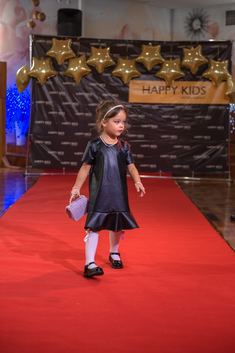 HAPPYkids дефиле санаторий Октябрьский. Семейный и коммерческий фотограф в Сочи Александр Бодунов