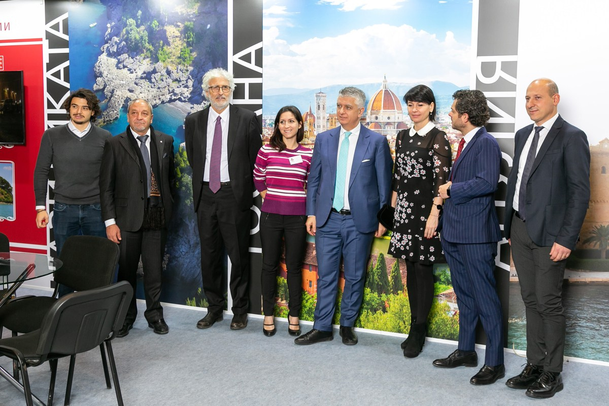 Международная выставка «Здравствуй, Италия!», Москва, Манеж, декабрь 2018 г. Портретные фотографы в Москве — Анна и Алексей Бородины