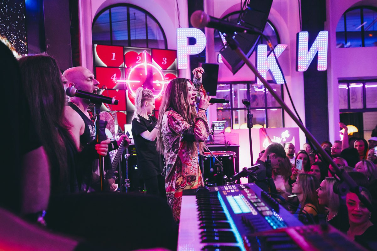 Концерт LINDA в РУКИ ВВЕРХ БАР в Ростове-на-Дону