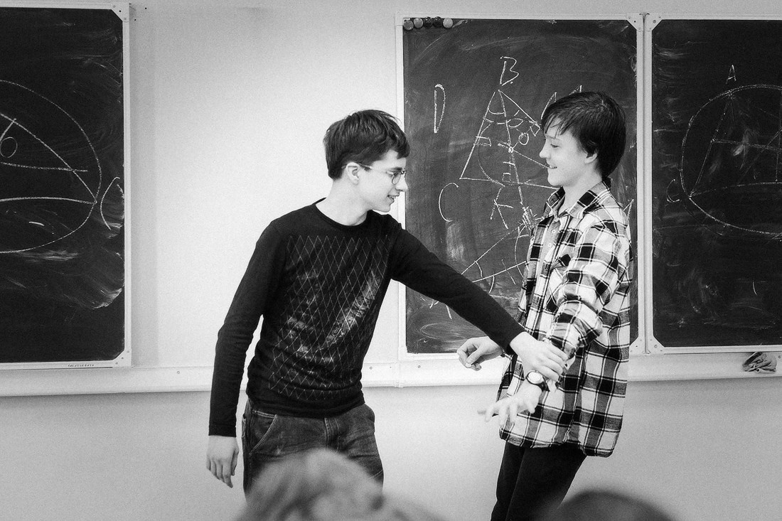 Фоторепортаж со школьного урока 4-го класса. Репортажный фотограф Борис Геер