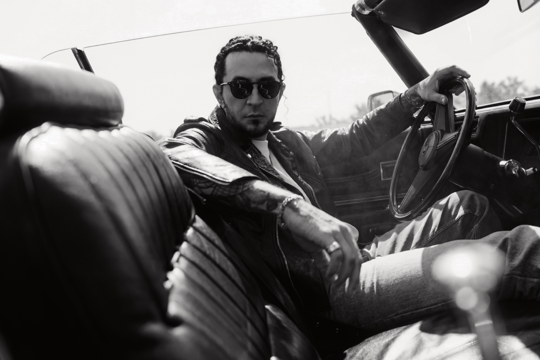 Роман Мануйлов. Антон Вельт, арт-директор, фотограф