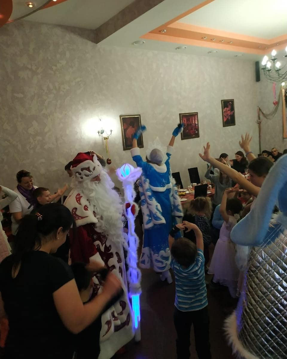 Неделя новогодних чудес: благодарим партнёров за праздник для наших детей