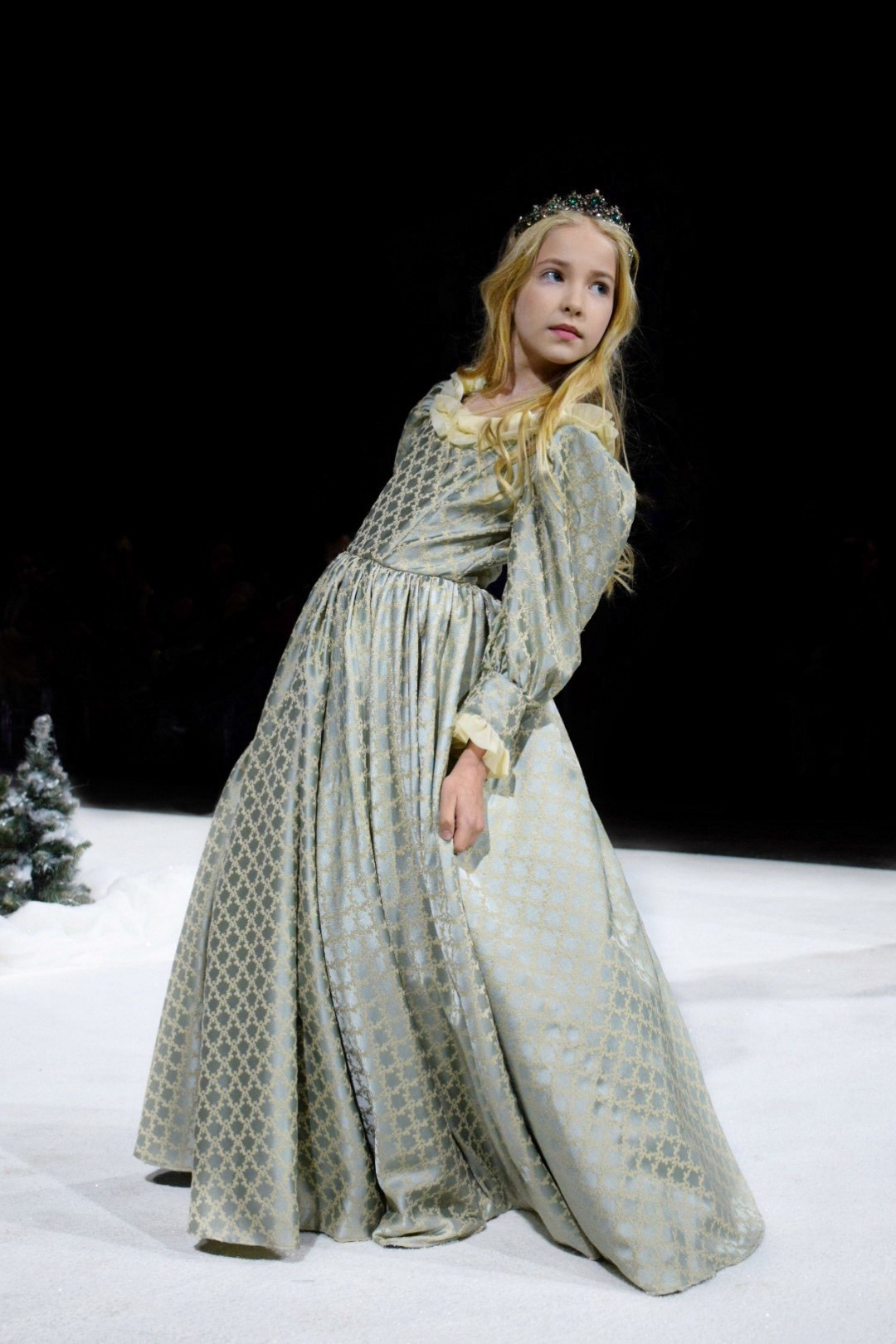 Съемки на показах мод