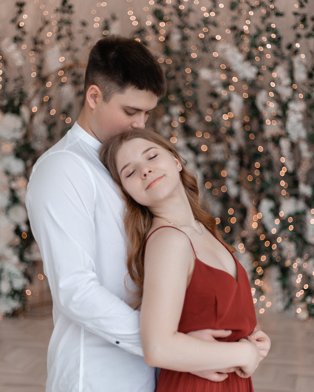 Фотосессия в стиле Love Story с Никитой и Ольгой  в студии Beverly Hills Санкт-Петербург