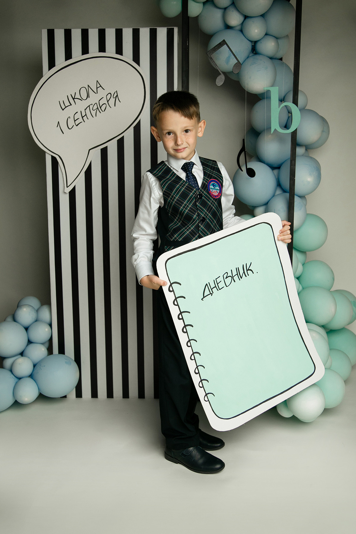 Валерик 1 сентября. Фотограф новорожденных во Владивостоке Татьяна Побережняк