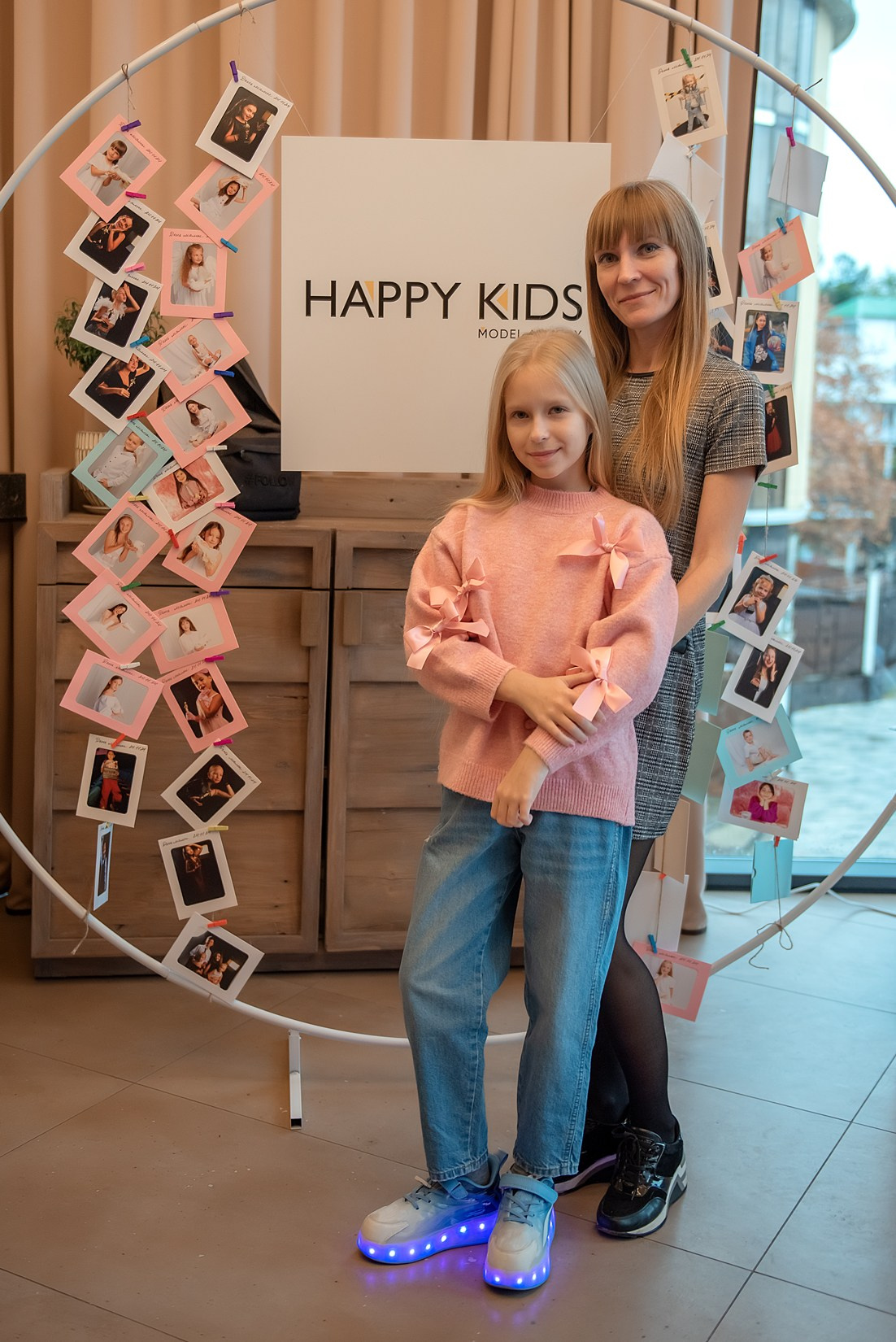 HAPPYkids дефиле в день мамы. Семейный и коммерческий фотограф в Сочи Александр Бодунов