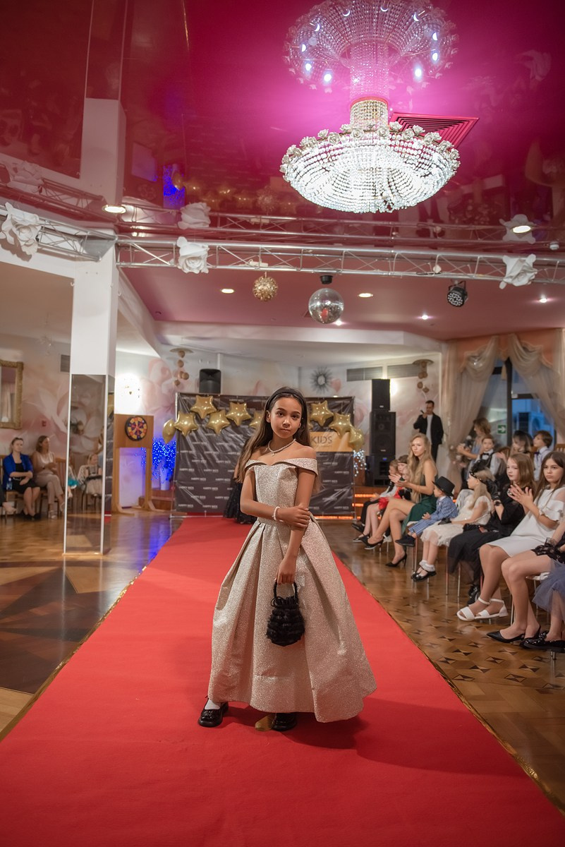 HAPPYkids дефиле санаторий Октябрьский. Семейный и коммерческий фотограф в Сочи Александр Бодунов