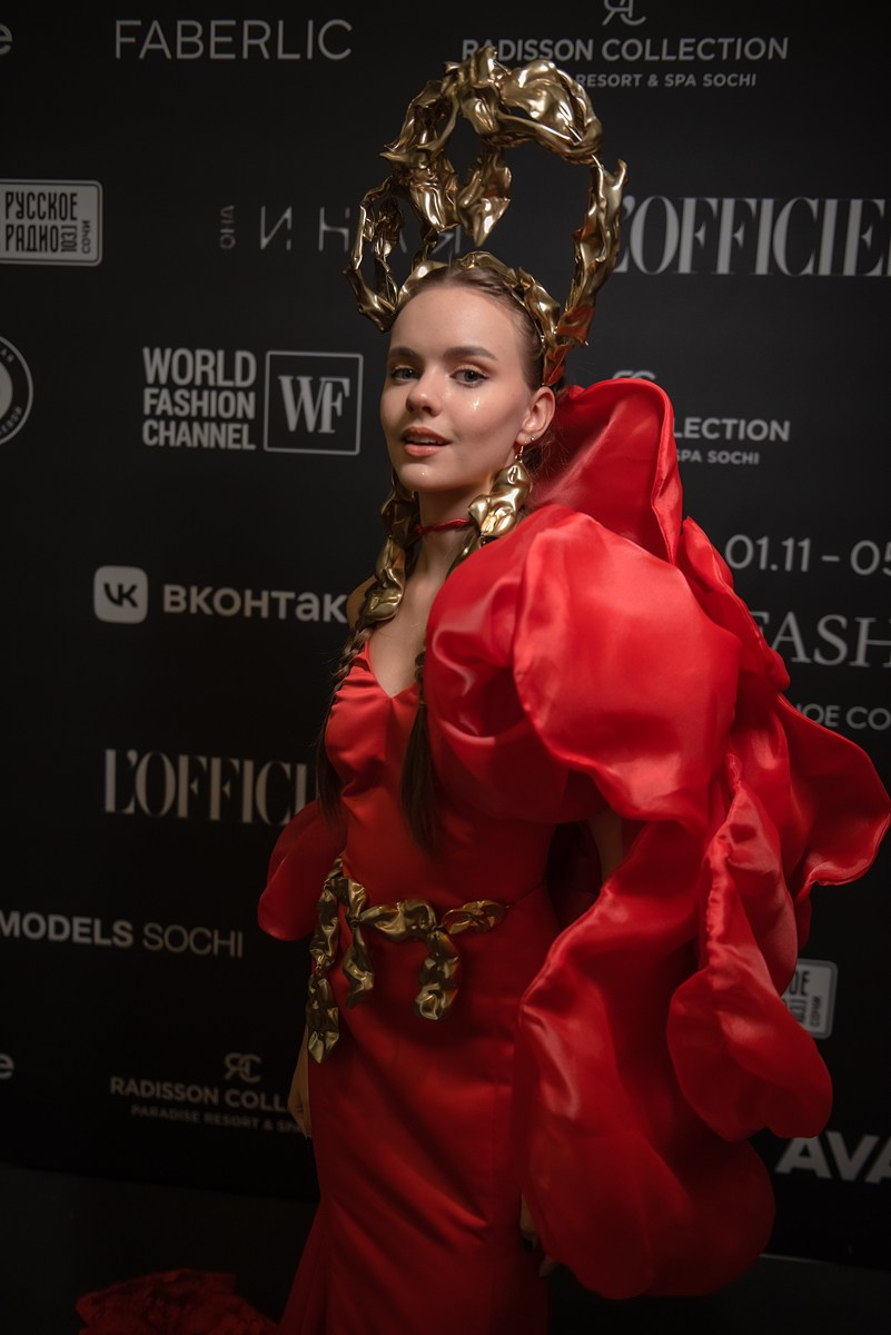 SochiFashionWeek2024 дизайнер Анохина Светлана. Семейный и коммерческий фотограф в Сочи Александр Бодунов