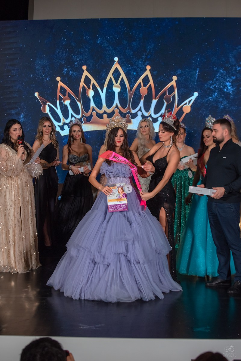GrandFashionShow2024. Семейный и коммерческий фотограф в Сочи Александр Бодунов