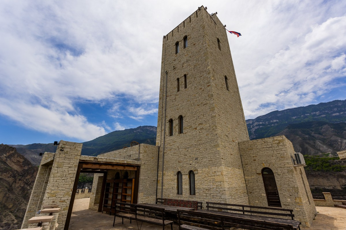 Гора Ахульго. Photomantis