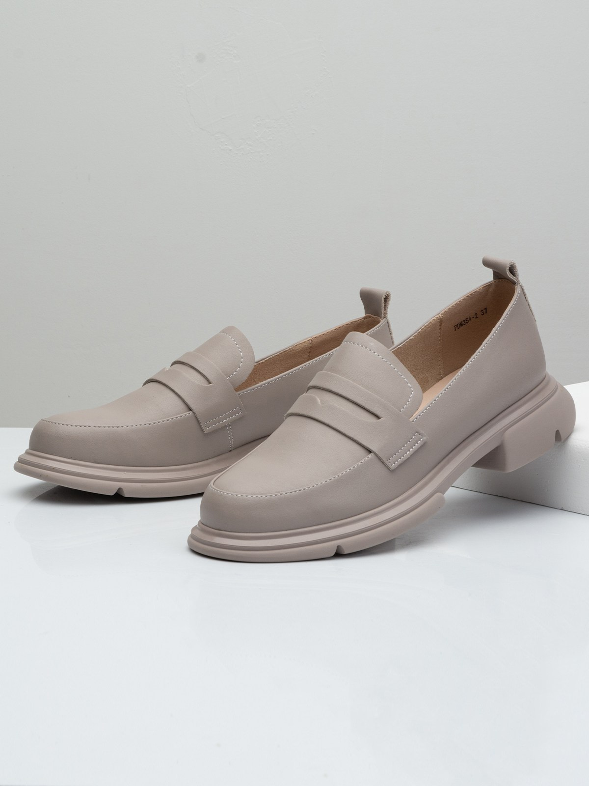 Обувь. Сборные фотосъёмки в Москве. фотосессии одежды.фотограф