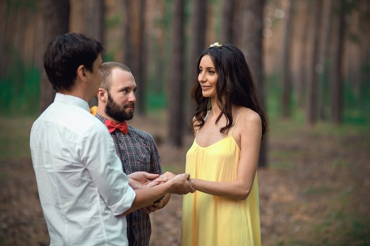 Свадьба в лесу. Свадебный и семейный фотограф Москва, Звенигород, Одинцово, Можайск,