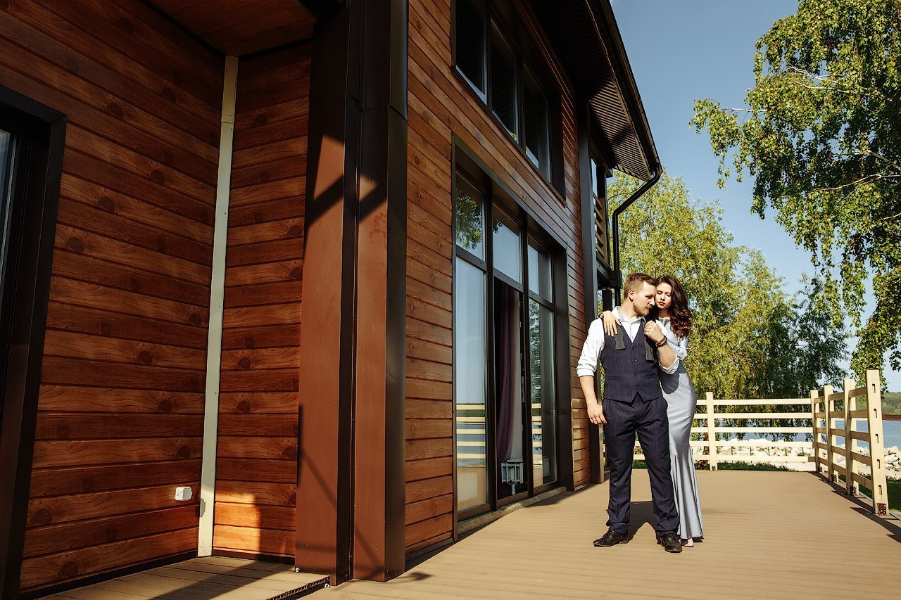 Свадебная фотосессия на берегу моря. Свадебный и семейный фотограф Москва, Звенигород, Одинцово, Можайск,