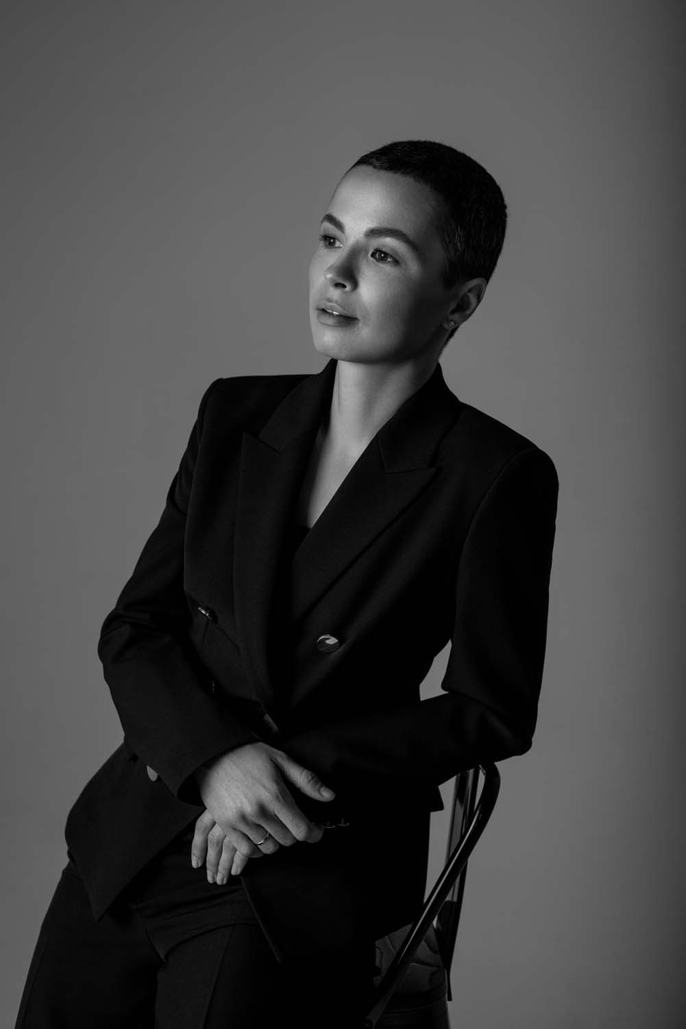 Трансформационная фотоссесия с цветным светом и яркими образами. Фотограф в Санкт-Петербурге Марина Парникова