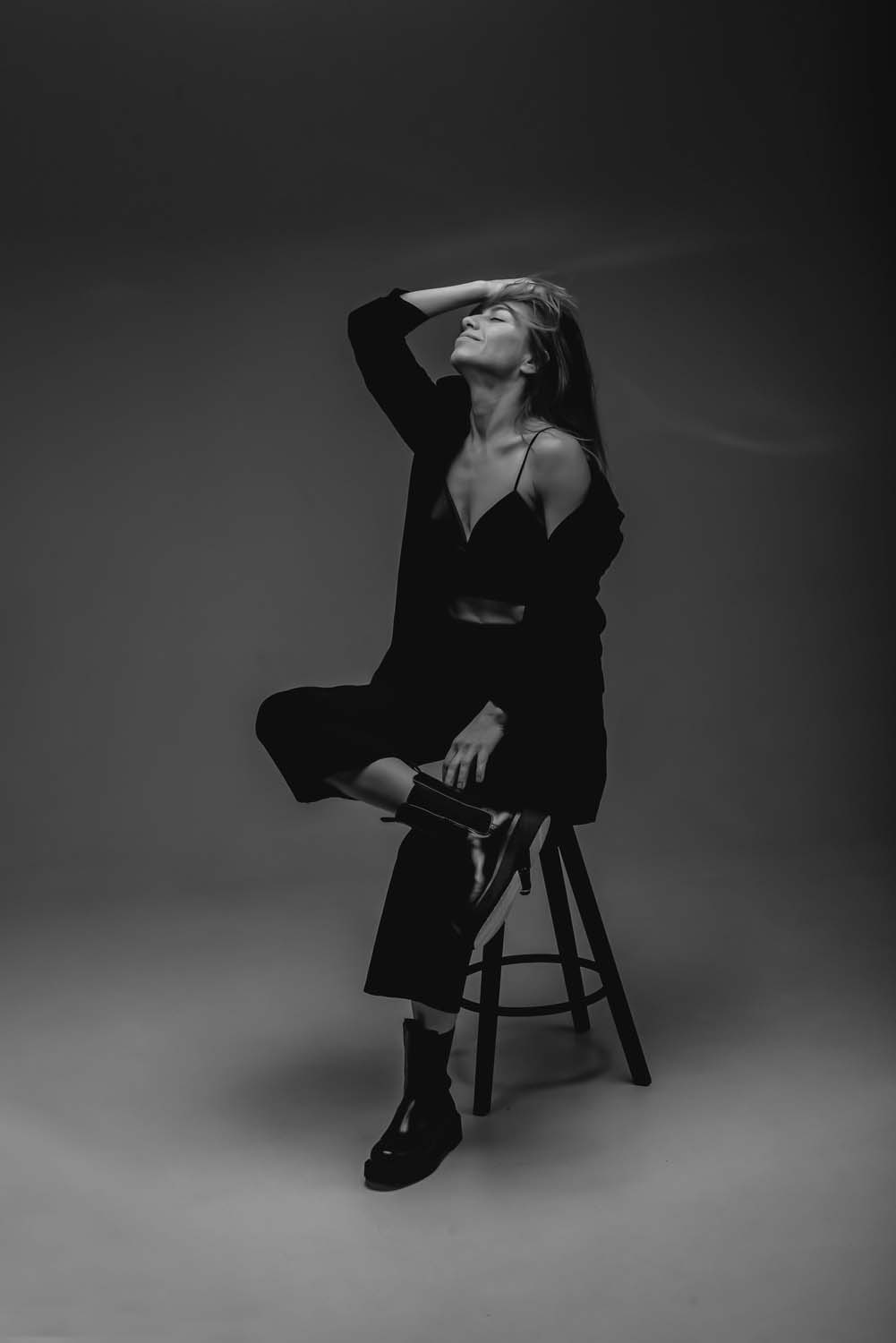 Трансформационная фотоссесия с цветным светом и яркими образами. Фотограф в Санкт-Петербурге Марина Парникова