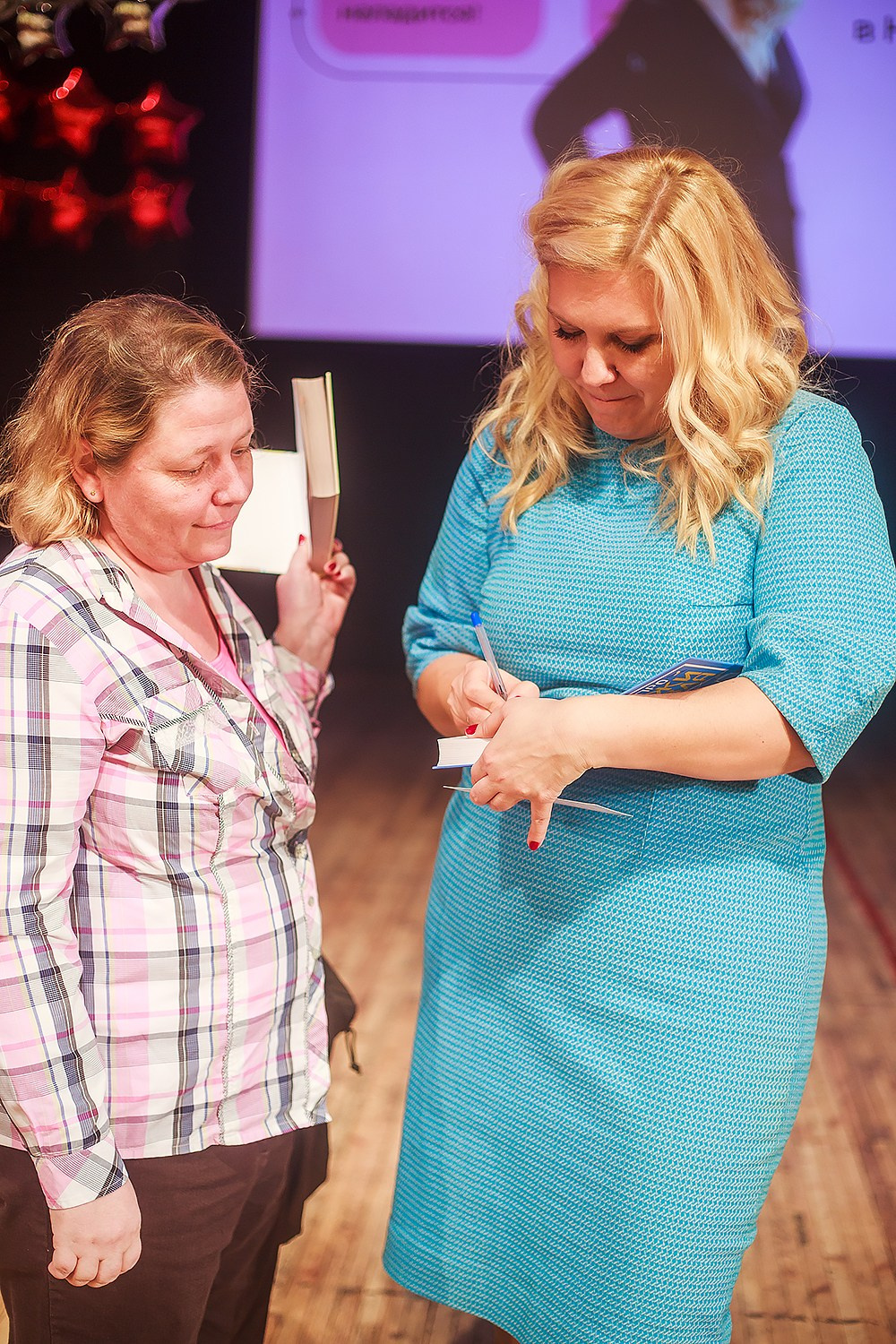 Стендап Ольги Савельевой «Всё обязательно наладится». Детский и семейный фотограф, фотограф мероприятий Нижний Новгород