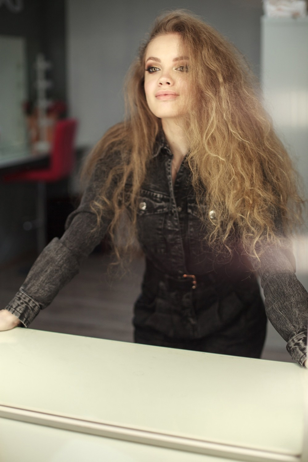 Студийный портрет. Психолог с фотоаппаратом Зимина Оксана