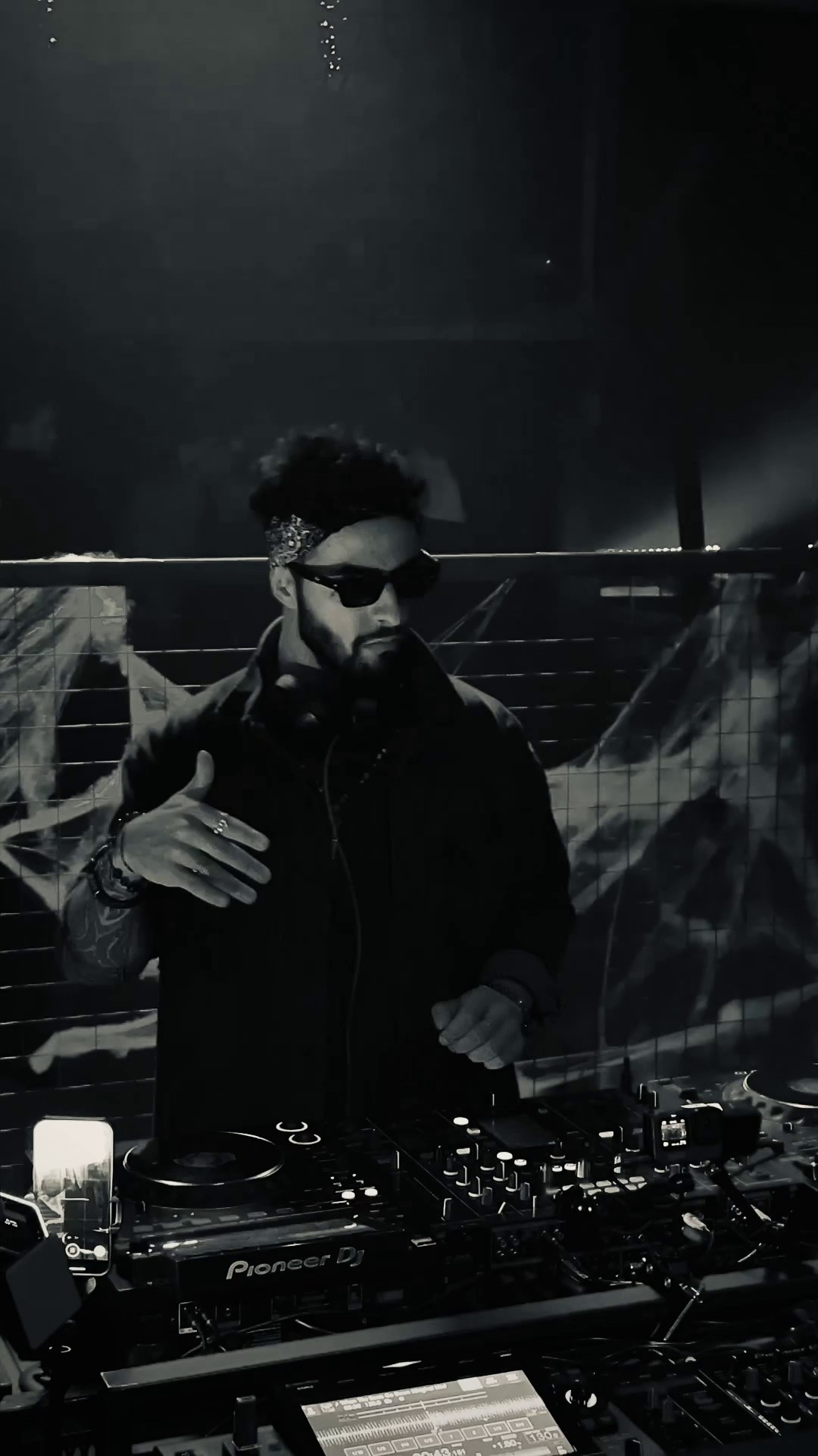 DJ. Мастерская для создания имиджа от BenSami в Санкт-Петербурге и Москве
