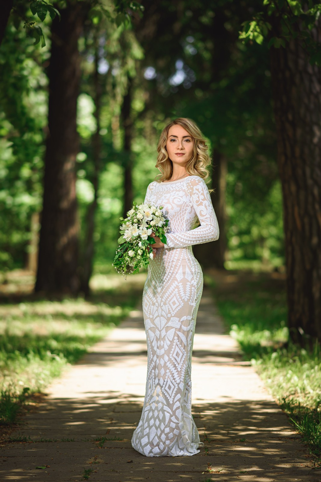 Свадебная фотосессия. Компания и фотошкола по созданию контента в Москве