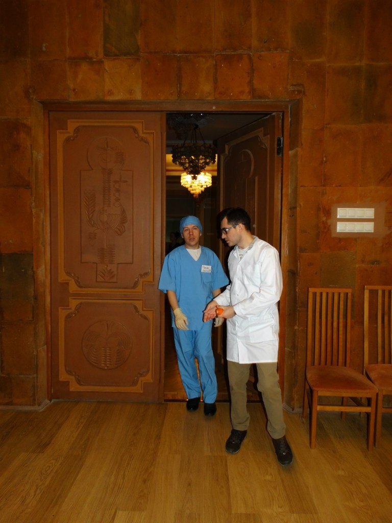 Люди в белом | 14-15.03.2015. Галерея Фантим