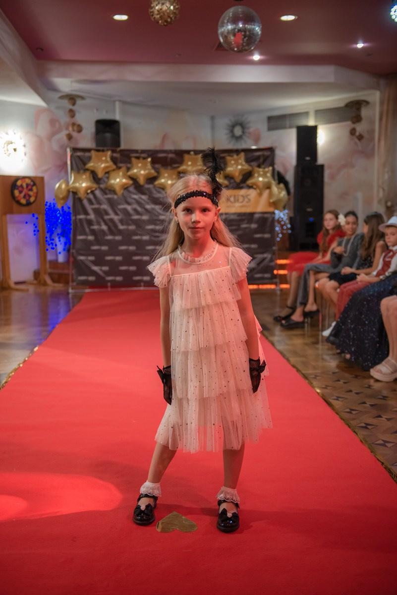 HAPPYkids дефиле санаторий Октябрьский. Семейный и коммерческий фотограф в Сочи Александр Бодунов