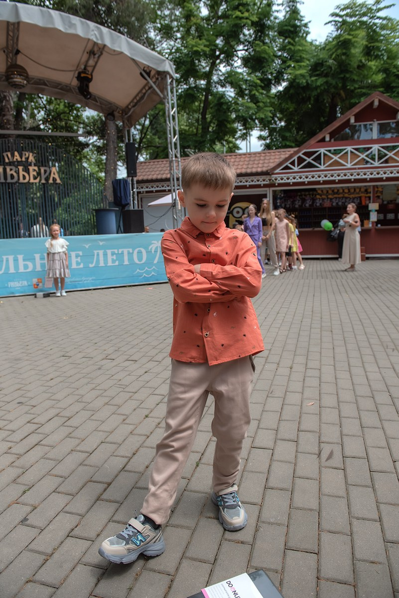 Парк Ривьера дефиле HAPPYkids. Семейный и коммерческий фотограф в Сочи Александр Бодунов