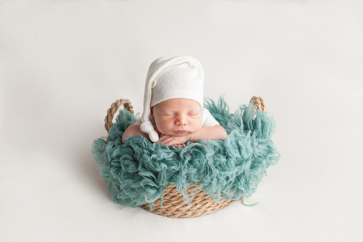 Newborn. Фотограф новорождённых в Самаре