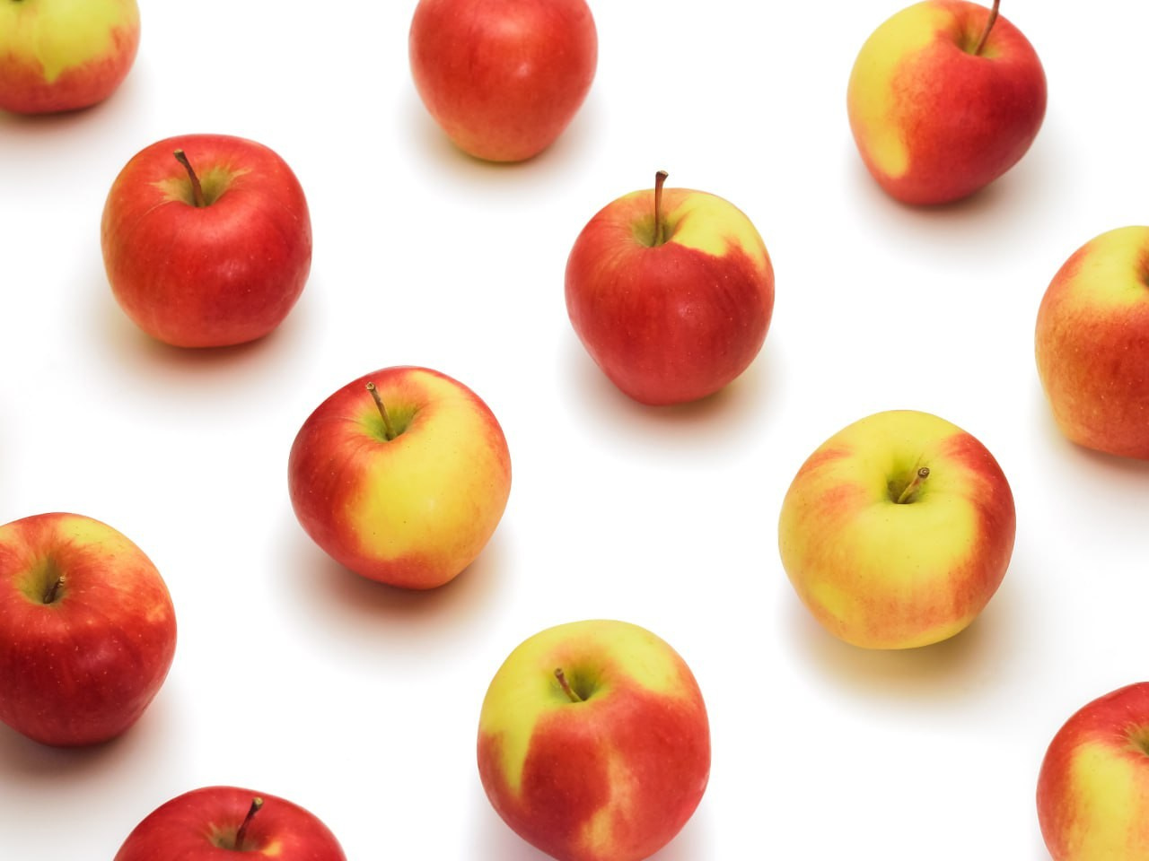 Собрано в саду. OLEG STRATIEVSKY